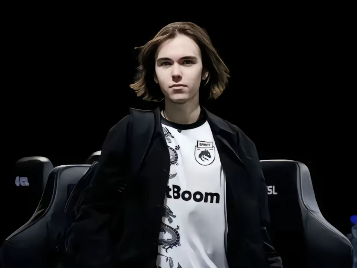 白露水人无力拯救天空。手握飞机和 Satan ，他的输出爆炸，XG晋级主赛事